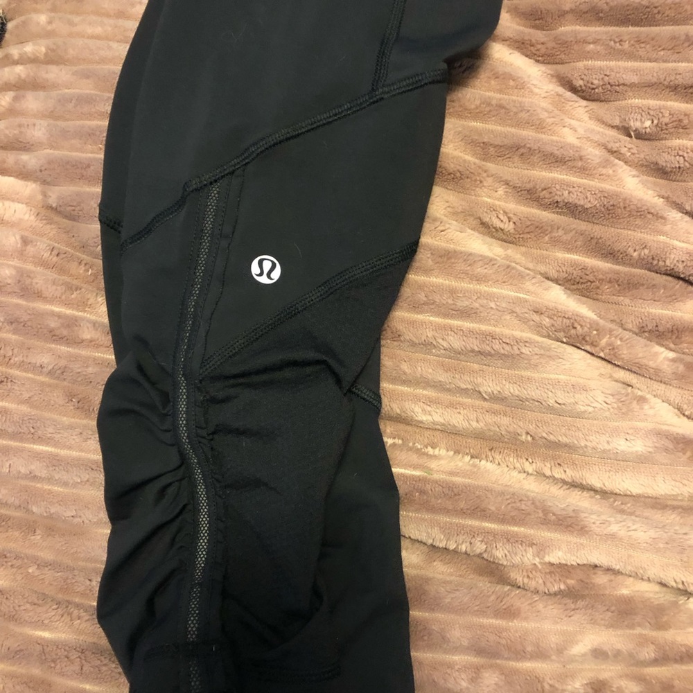 Lululemon knee length crop